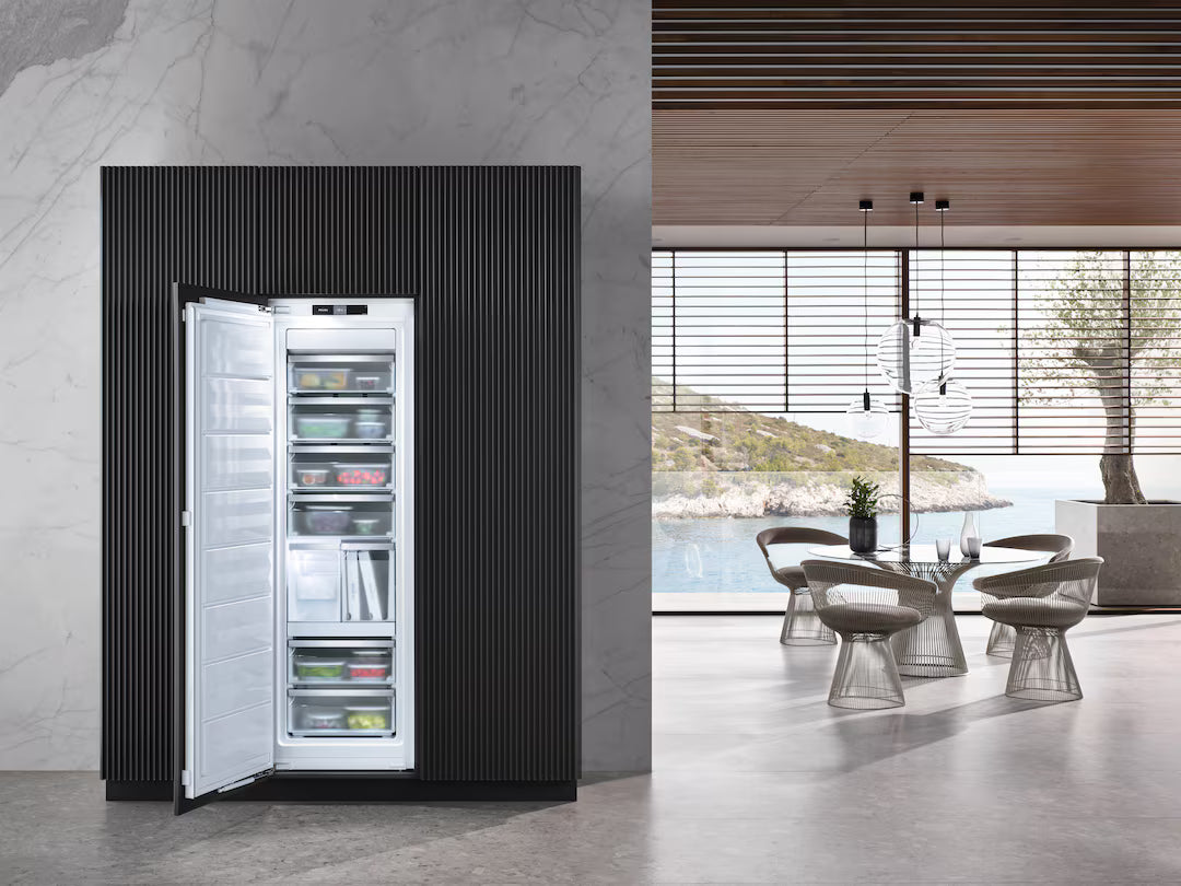Congelator verrtical incorporabil cu 8 sertare Miele Platinum FNS 7774 D