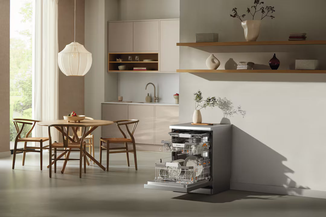 Masina de spalat vase Miele Gold G 7040 SC Front AutoDos Parte frontală CleanSteel