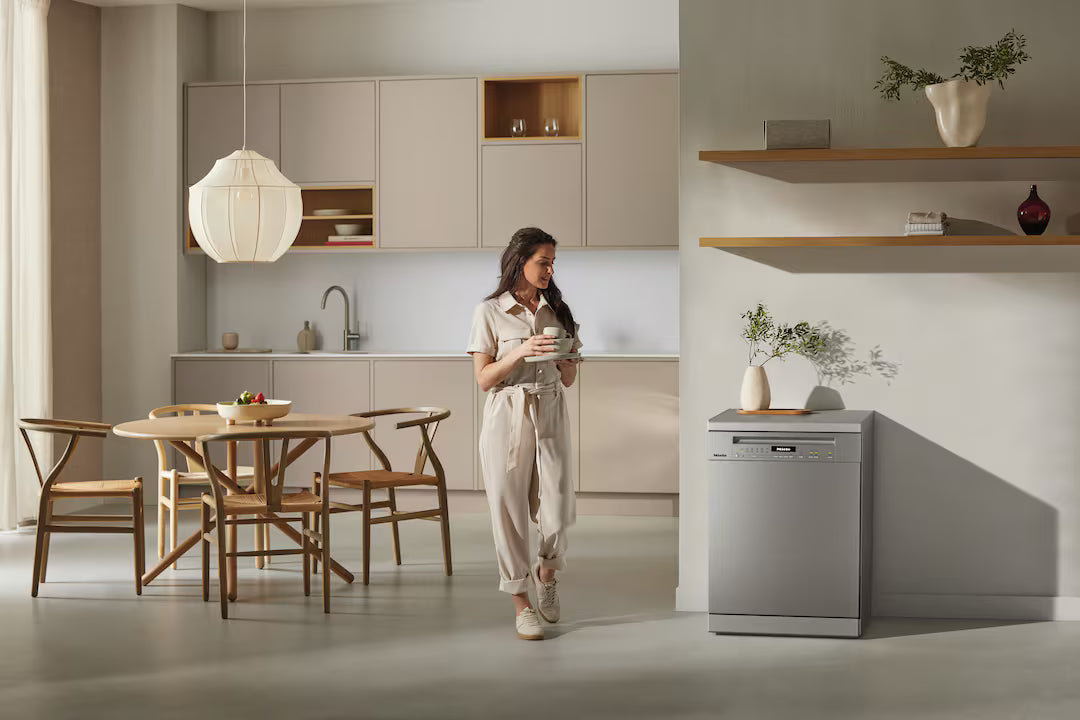 Masina de spalat vase Miele Gold G 7040 SC Front AutoDos Parte frontală CleanSteel