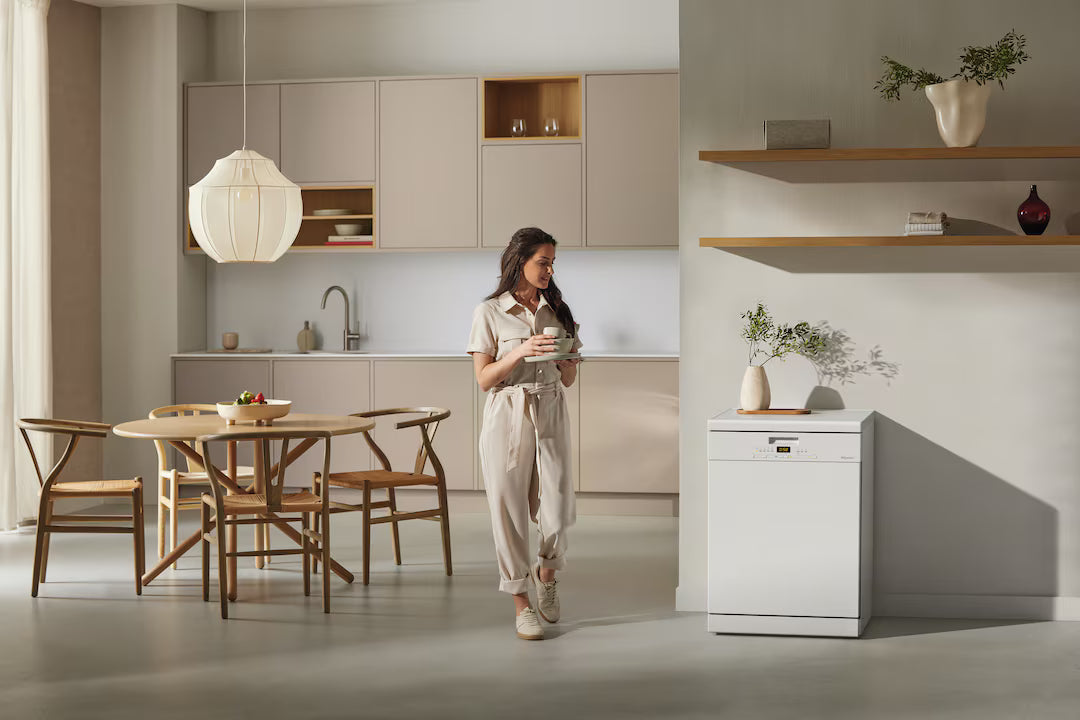 Masina de spalat vase Miele Silver G 5611 SC Active Alb Brilliant