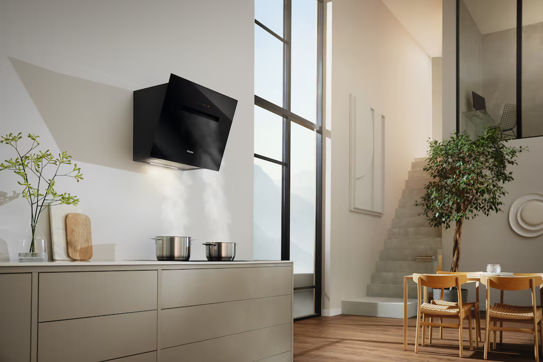 Hota de perete Miele Silver DAH 1650 Active Negru obsidian