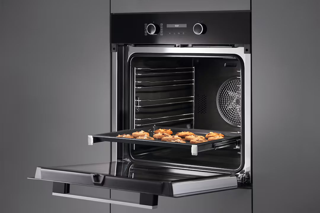 Cuptor electric incorporabil Miele Silver H 2467 B ACTIVE Efect negru obsidian din oțel inoxidabil