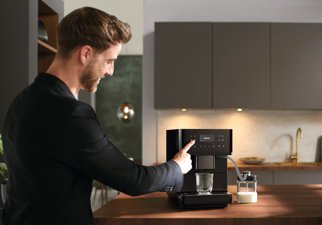 Espressor Miele Gold CM 6360 Negru obsidian mat