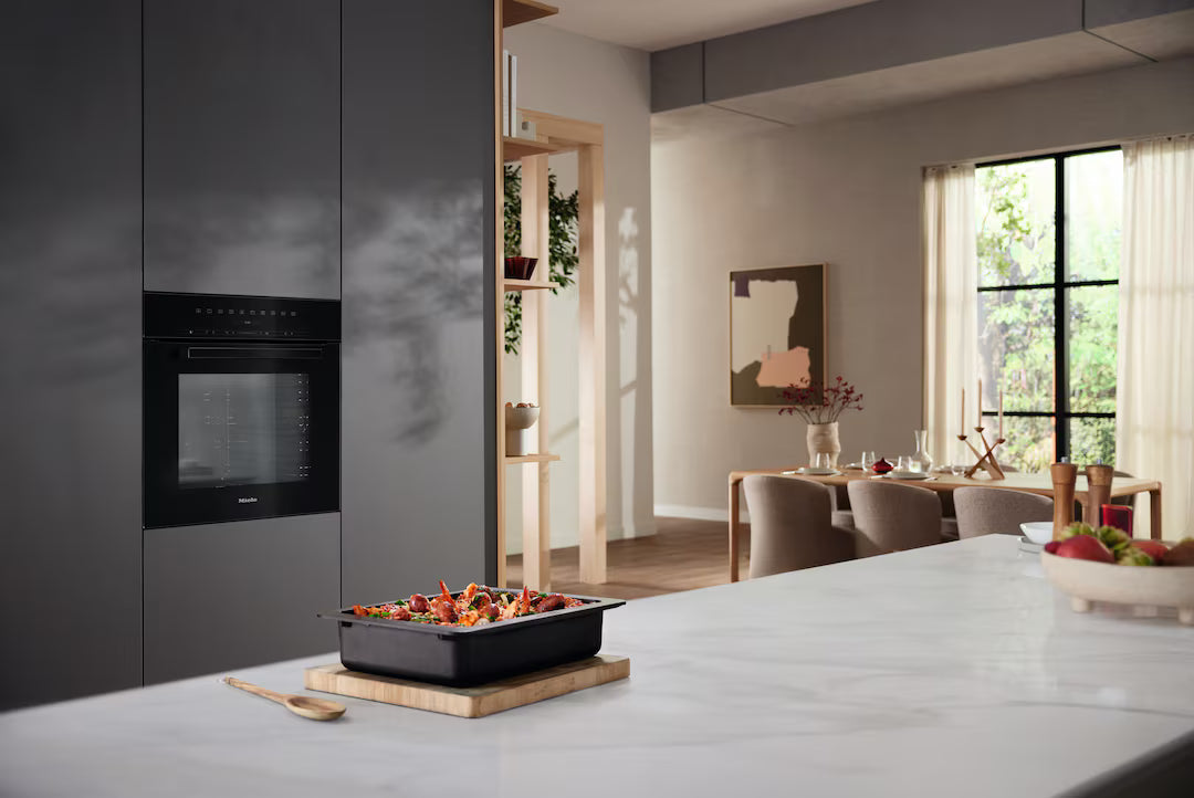 Cuptor electric incorporabil Miele Gold DGC 7250 CulinArt Negru obsidian