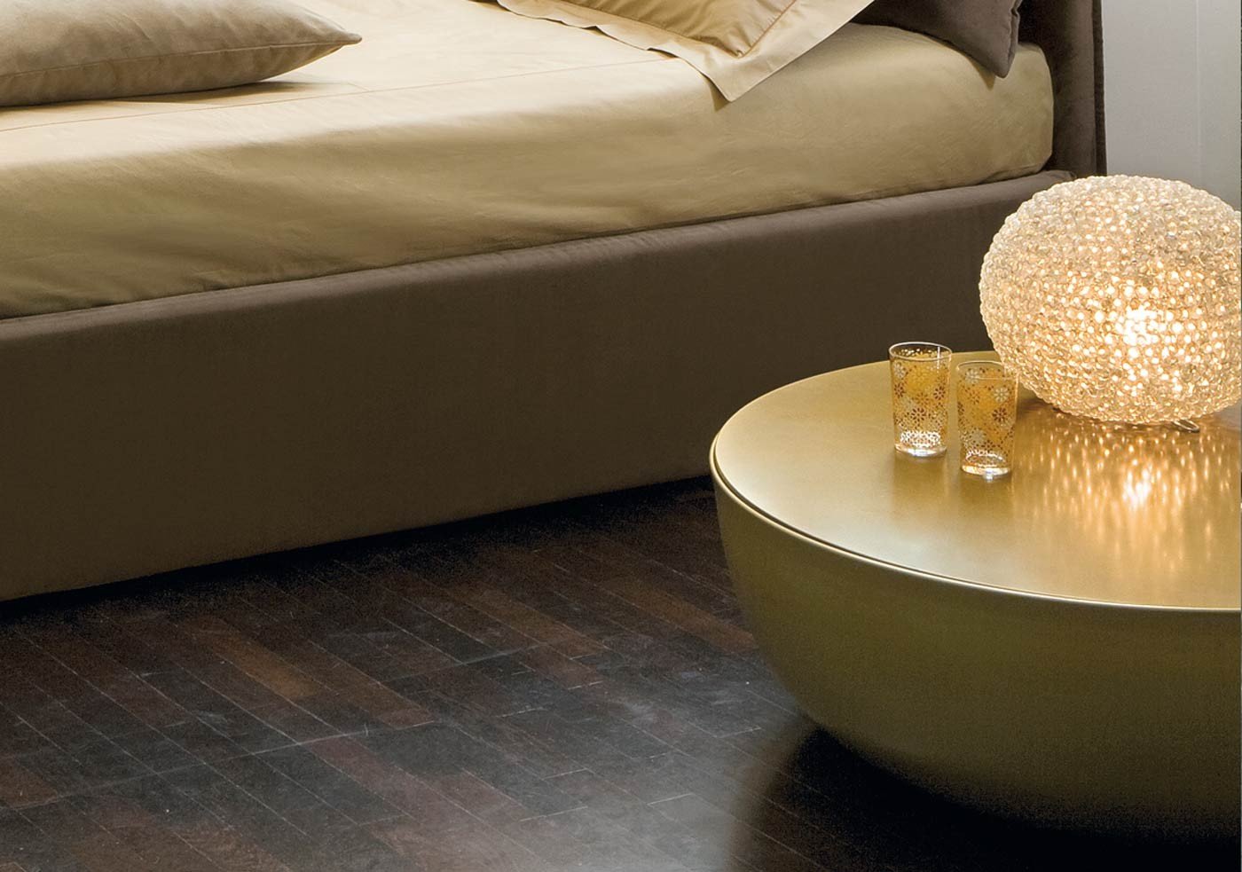 Masuta de cafea Planet