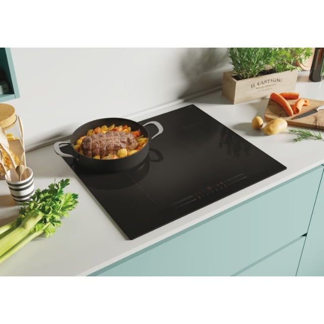 Plita incorporabila pe inductie Candy Cook 600 cu 4 zone CTP644MCBB1