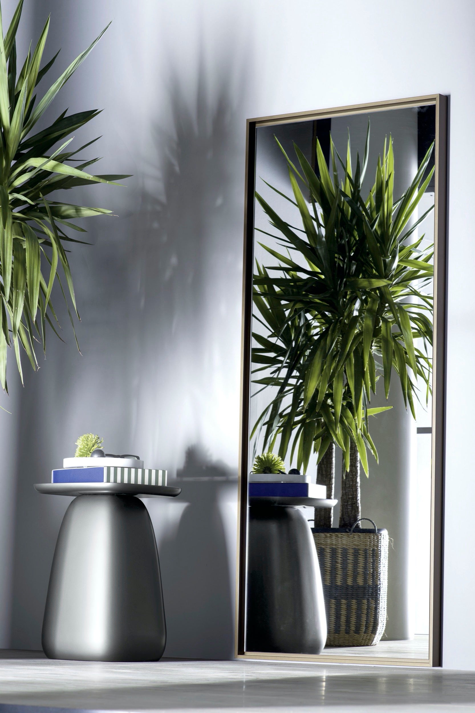 MASUTA DE CAFEA CLIFF