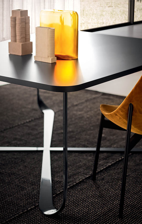 Masa de dining Confluence