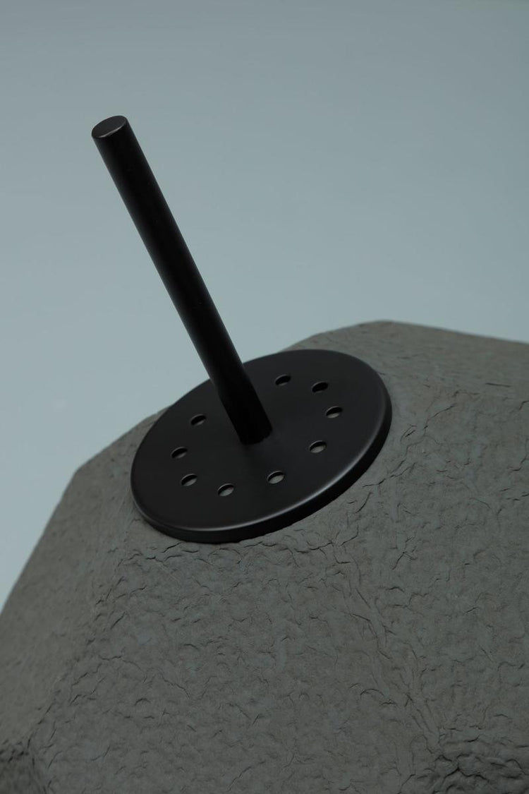 Lampadar Egg