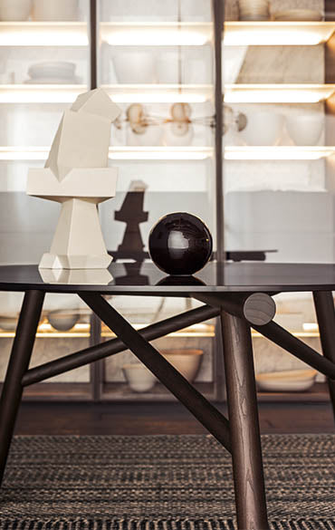 Masa de dining Maestro