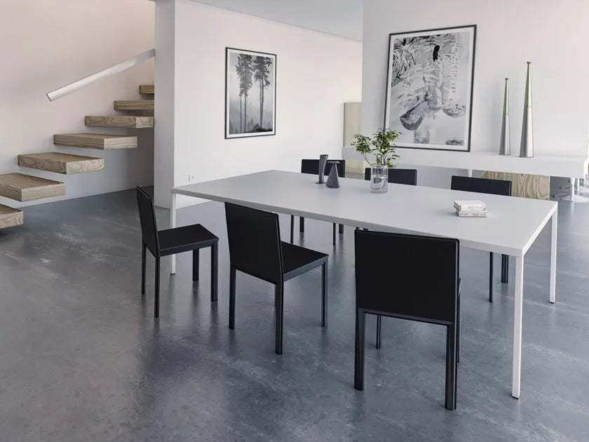 Masa de dining T-One