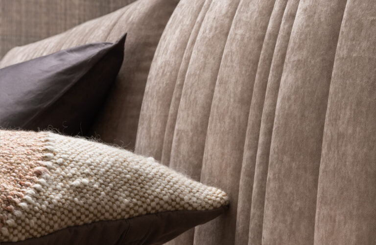 Pat Warp Self-Standing