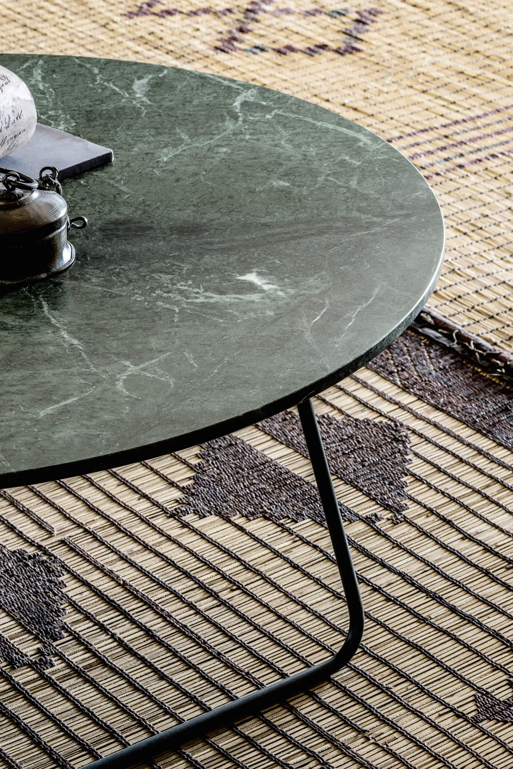 MASUTA DE CAFEA ORBIS