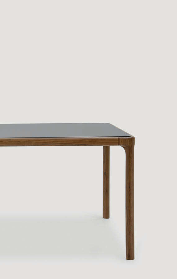 Masa de dining Inari