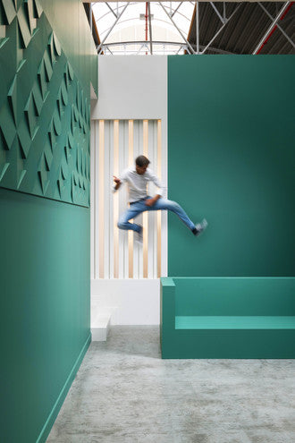 Plinta decorativa din polimer rigid S4 - 8x1.3x200 cm