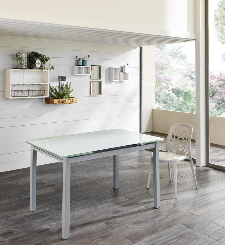 Masa de dining Baud