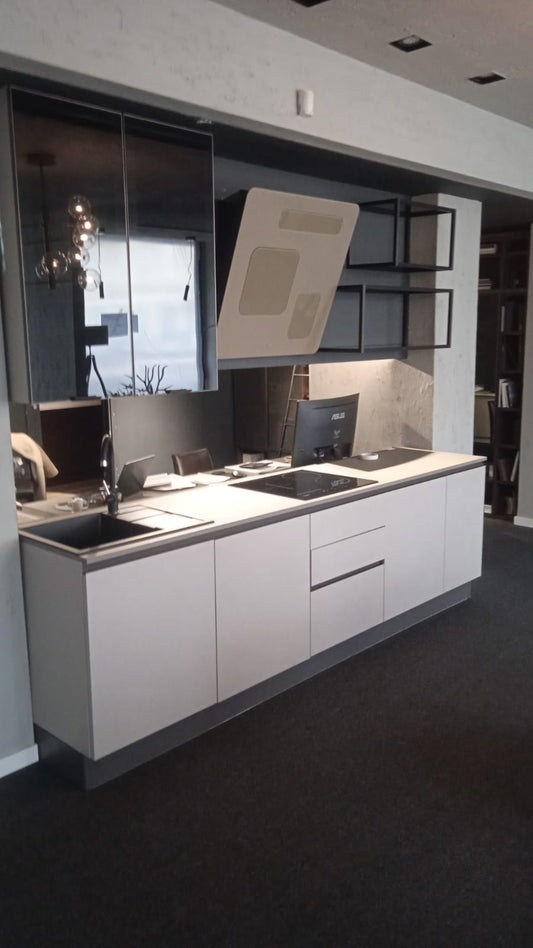 Bucatarie Lab 30 '''