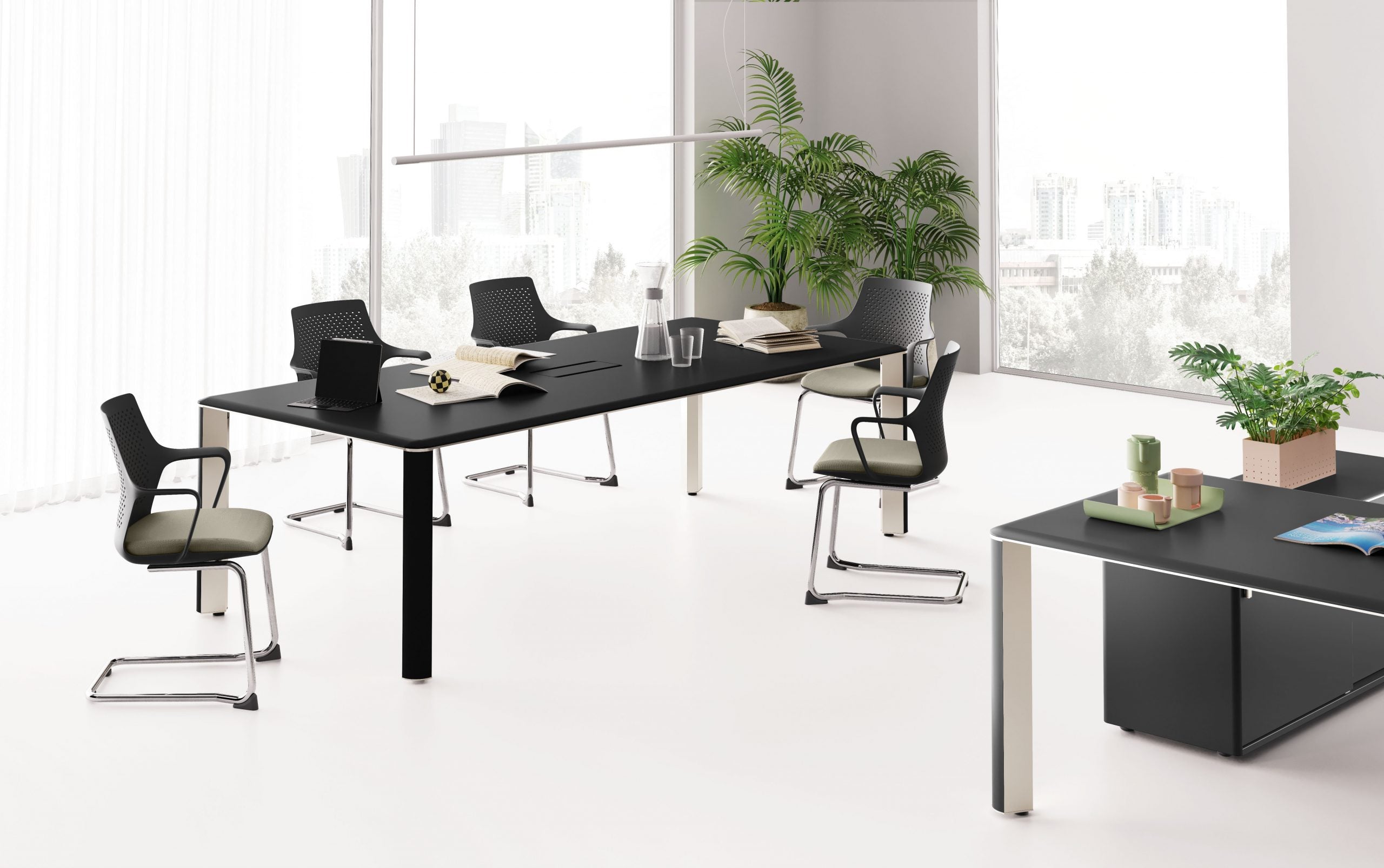 Masa de conferinte Iulio