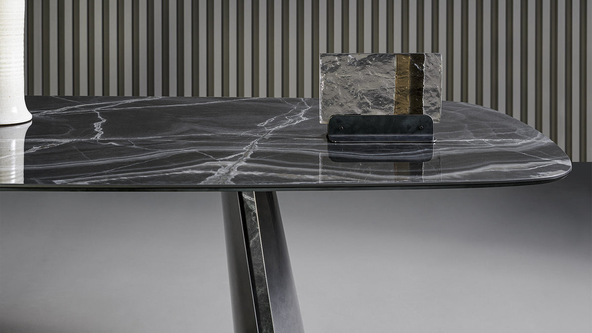 Masa de dining Torii